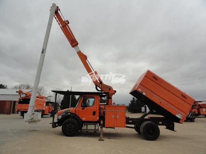 Used 2011 FREIGHTLINER BUSINESS CLASS M2 106