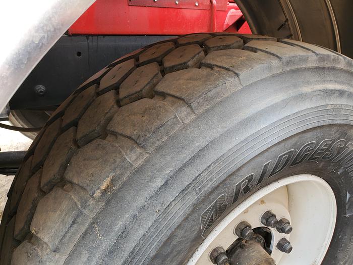 Used 2004 Stinger 4400 Bale Stacker