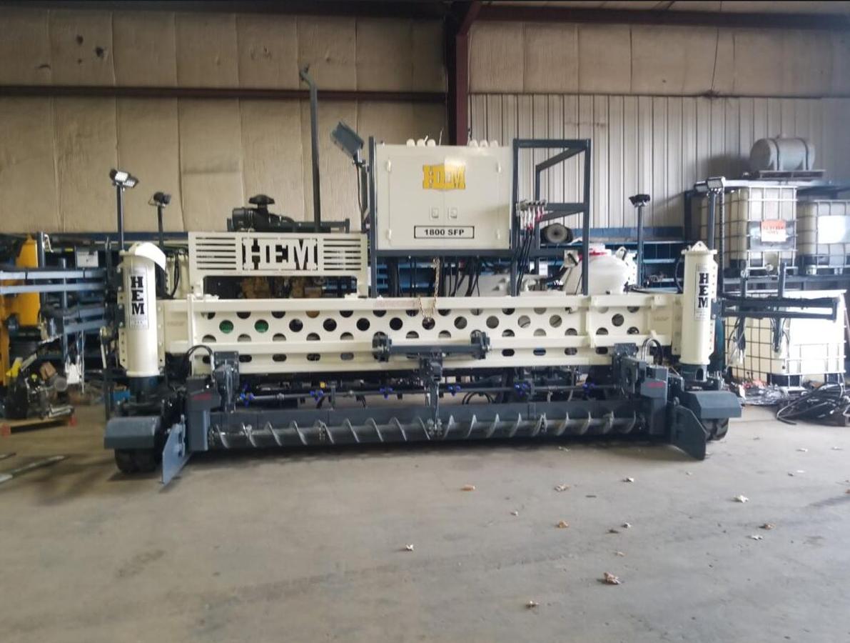 Extrusora de Concreto para Pavimentos SFP1800 "SLIP FORM PAVER"