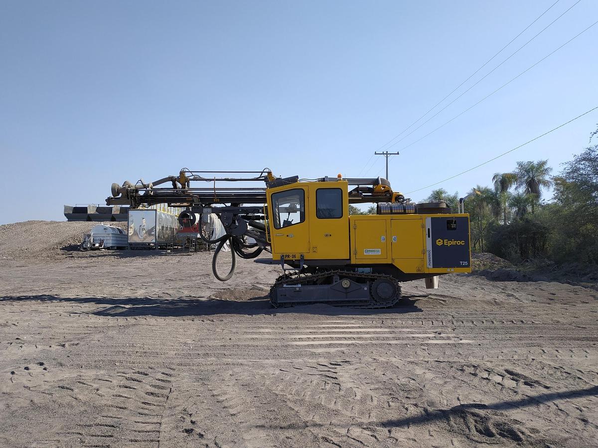 Perforadora de Superficie EPIROC PowerROC T25 DC
