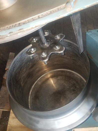 Used EIRICH MODEL R02  MIXER – 8 TO 10 LITER CAPACITY (#9595)