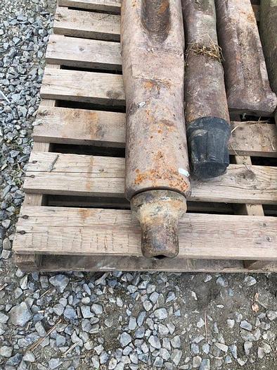 Used 7-1/2" x 41" Chisel Bit for Cable Tool