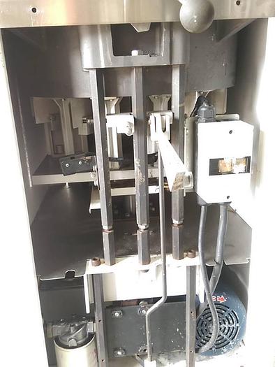 Used 2000 Oliver 16 Dough Divider