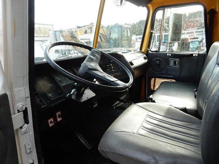 Used 1999 Volvo WG-64-T