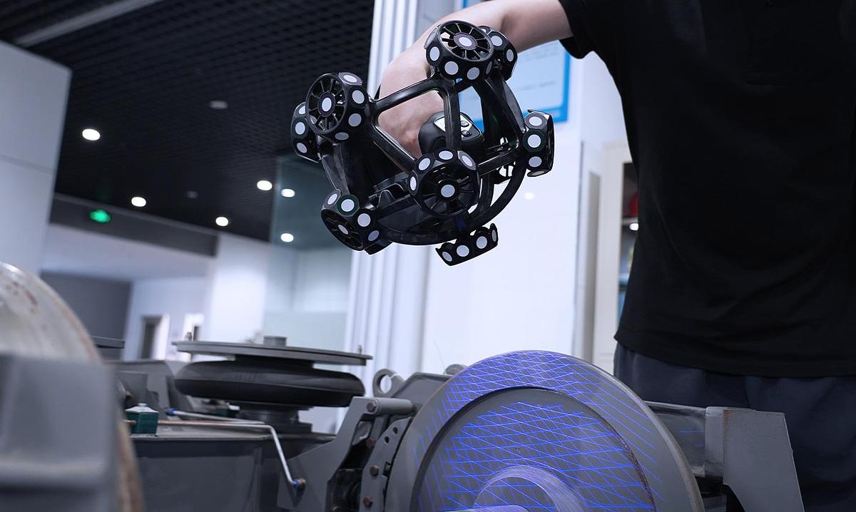 SCANOLOGY TRACKSCAN SHARP