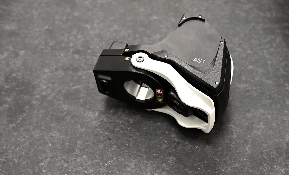 Used HEXAGON ABSOLUTE 83 WITH ABSOLUTE SCANNER AS1