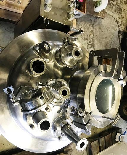 Used Process tank with 100 liter volume