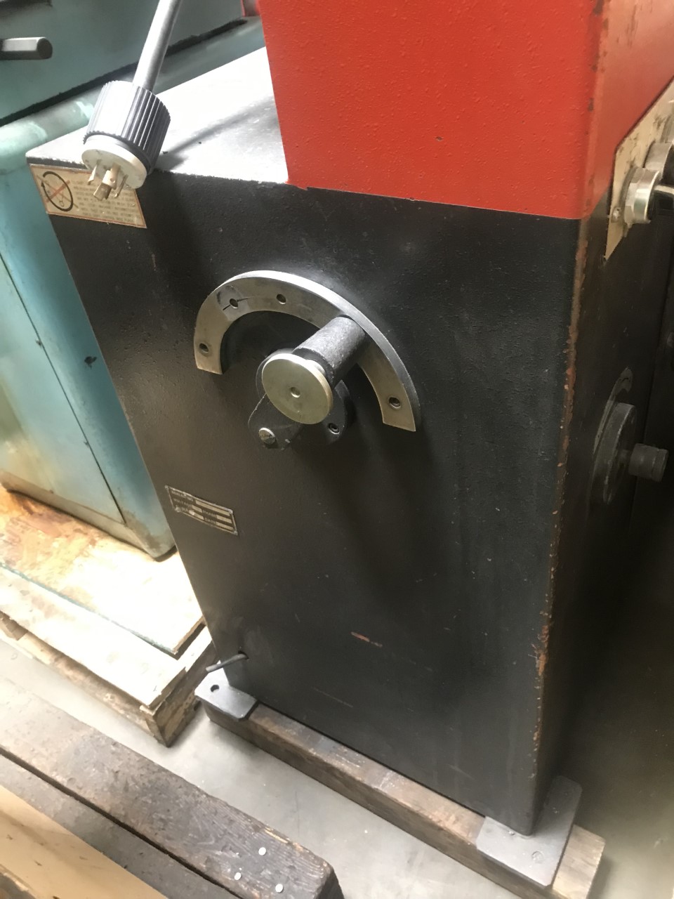 Used Sold Jet KV50 Vertical Bandsaw 20" 6291 at Wheeler Machinery Sales