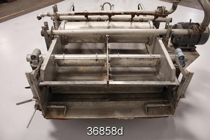 Used Black Clawson Wandel Vibrating Screen, .125" Holes #36858