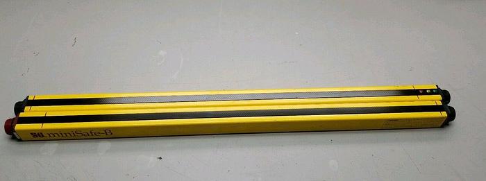 Used STI MiniSafe B Series Light Curtain Transmitter MS4324B, MS4324B Receiver