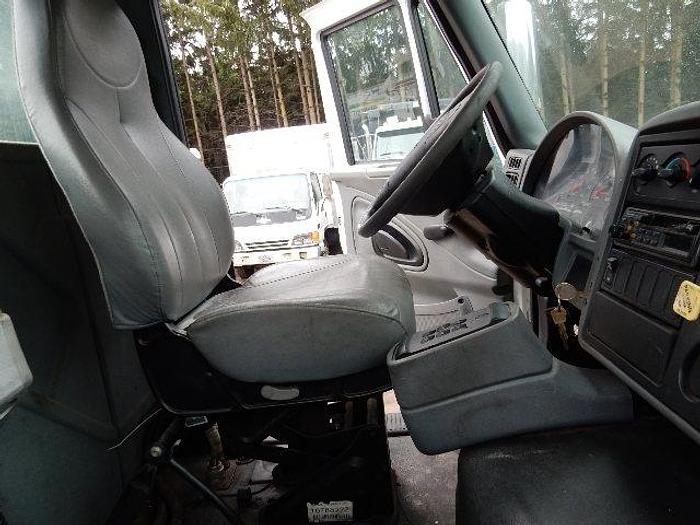 Used 2006 International 7600