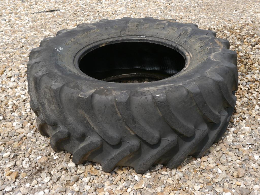 Used Firestone 540/65 R28 Tyre