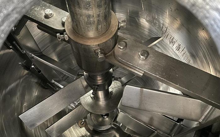 Used 250 LITER J.C. PARDO TRIPLE MOTION VACUUM KETTLE - 316 S/S - 20 PSI/FV/100 PSI JACKET