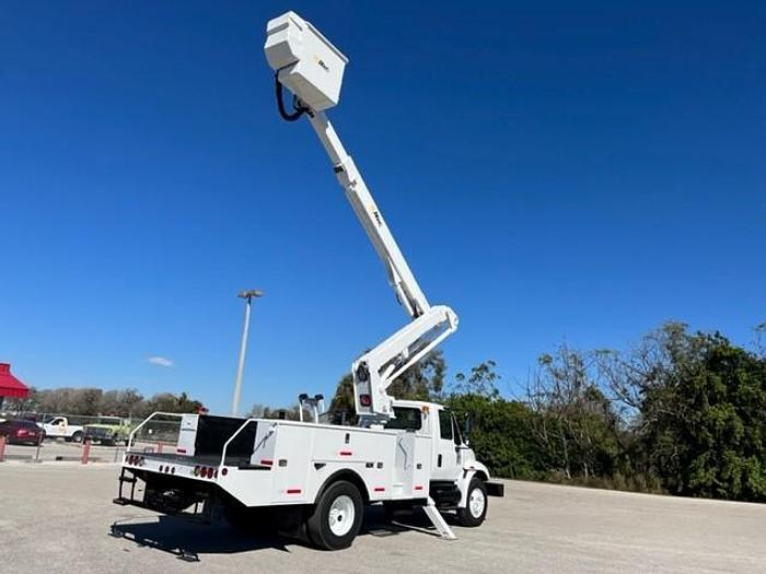 Used Altec TA50-MH 55ft Bucket Boom Truck on 2011 International 4300 Reg Cab Utility Truck - C87725