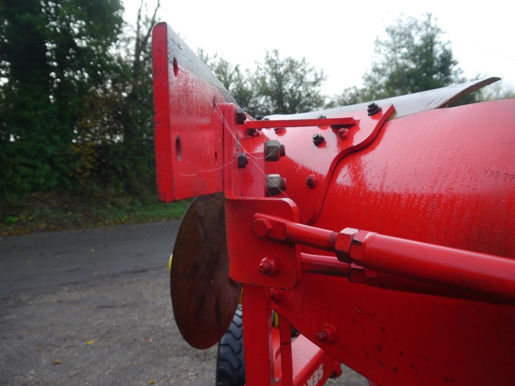 Used Pottinger Servo 45S Plough