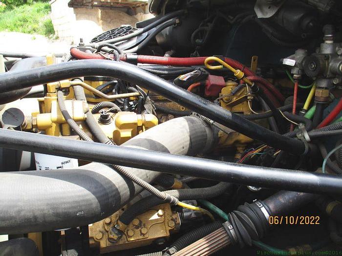 Used 2004 Freightliner M2-106