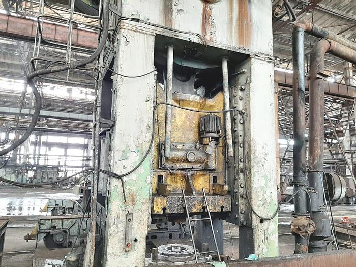 Used Press Trimming K9540