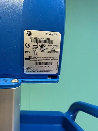 Used GE Dinamp V100 Patientenmonitor mit 1x Manschette, Fingersensor