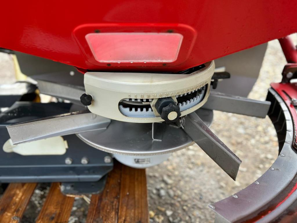 Used Vicon RO-XL Fertiliser Spreader