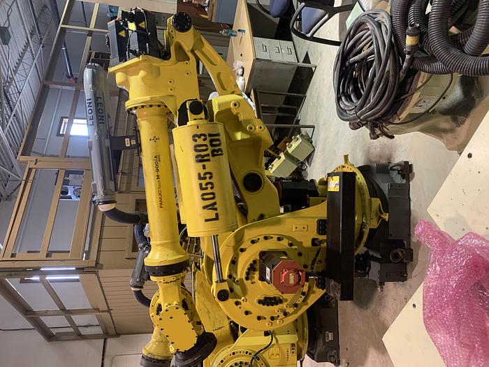 Used FANUC M900iA/600 6 AXIS CNC ROBOT WITH R30iA CONTROLLER 600KG X 2832mm REACH