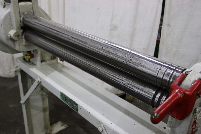 Used 37´´ X 16 GA PEXTO HAND SHEEL METAL BENDING ROLL (USED)