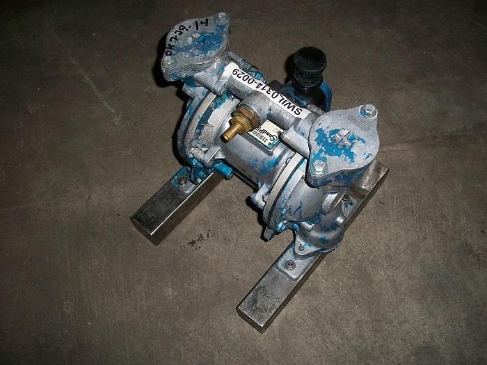Used Used Warren Rupp Sandpiper diaphragm pump