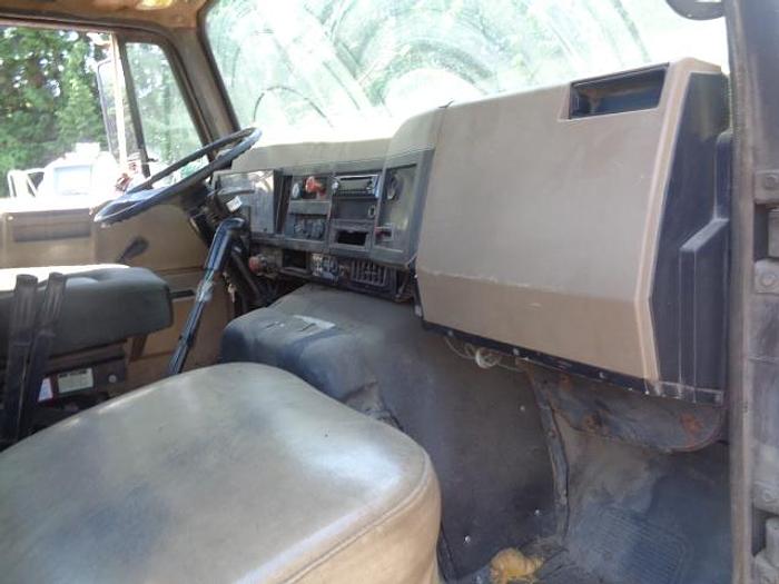 Used 1989 International 2674