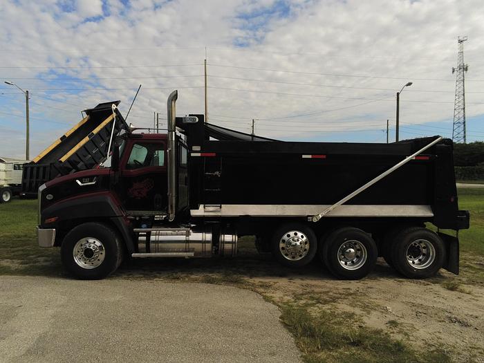 Used 2014 Caterpillar CT660