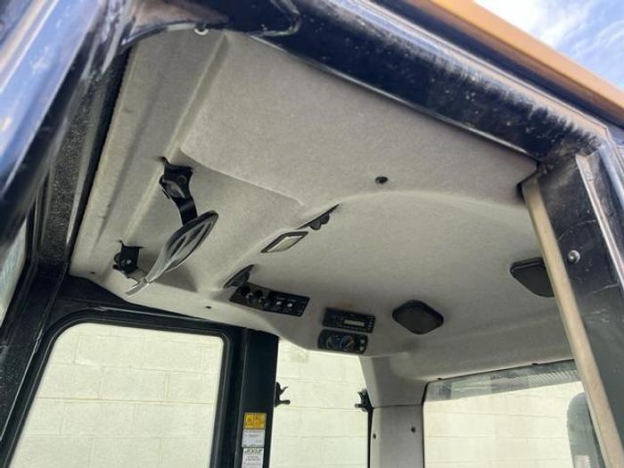 Used 2010 CAT 963D/ with ripper