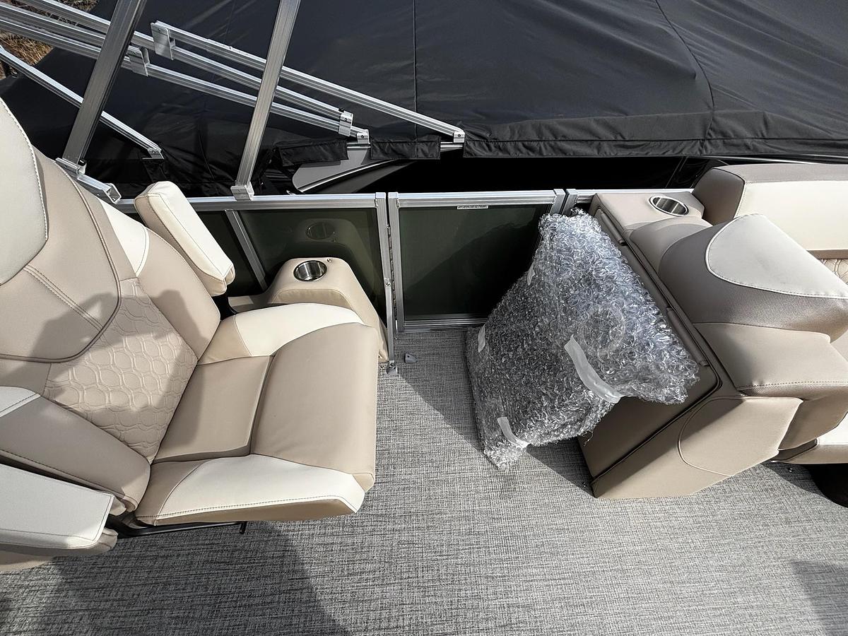 2026 Avalon 2185 LSZ QLS