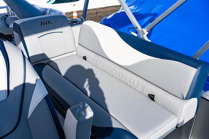 Avalon Venture 85 - 23' Center Console Fish