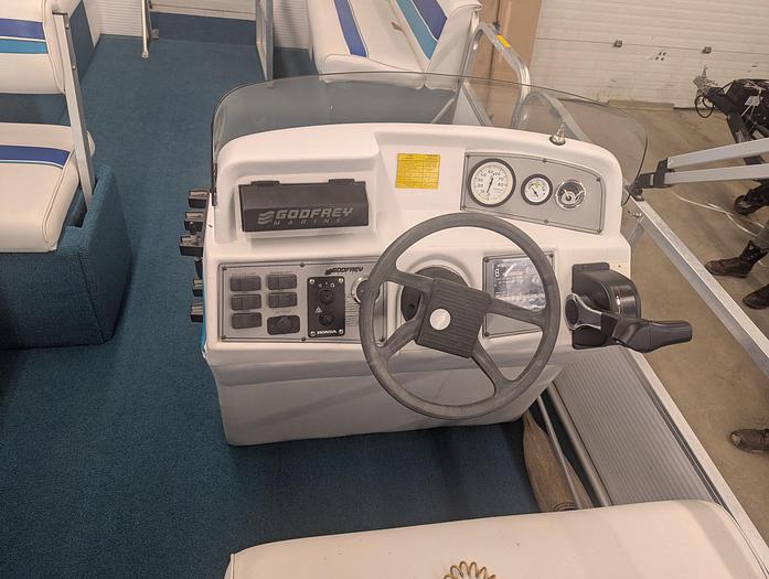 Used 1995 Sweetwater