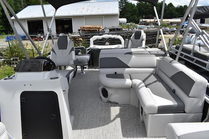 2025 AVALON VENTURE 2385 REAR FISH AV-25-14