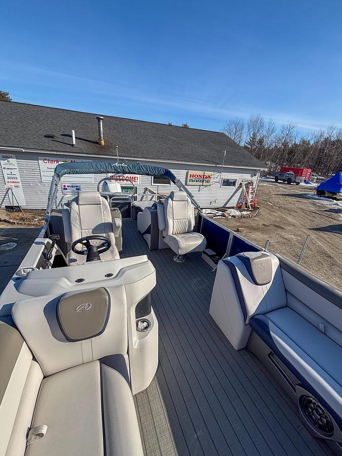 Used 2022 Avalon 2685 LSZ RL Tritoon