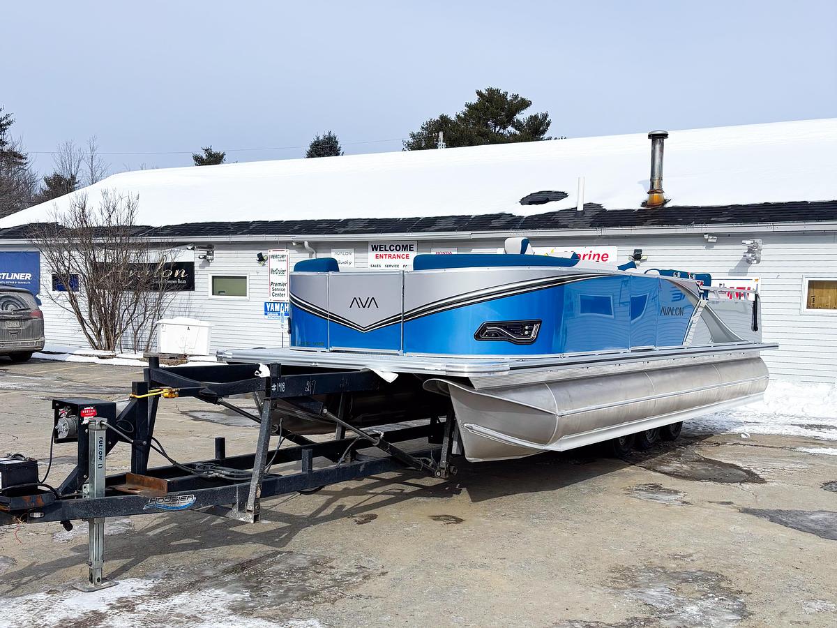 2026 Avalon 2385 CATALINA VRB