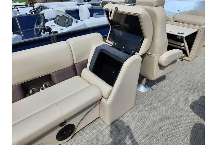 2024 BENTLEY PONTOONS 220 LEGACY NAV WIDE PORT GATE BP-24-07