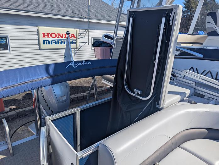 Used 2019 Avalon 2385 GS Cruise