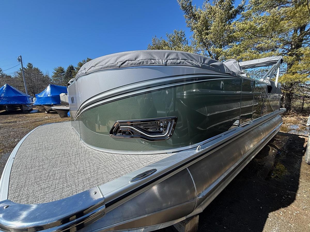 2026 Avalon 2185 LSZ QLS