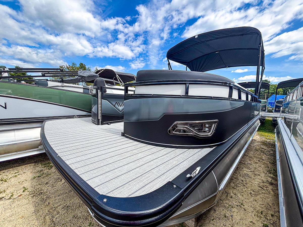 2026 Avalon 2585 VENTURE 85 ELW
