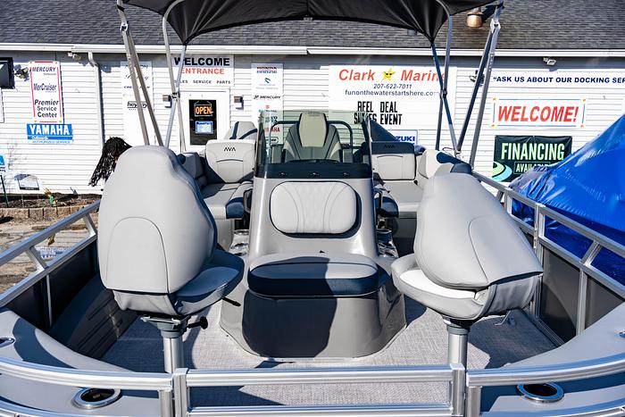 Avalon Venture 85 - 23' Center Console Fish
