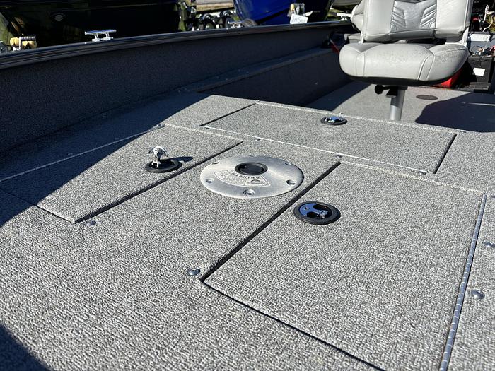 Used 2019 Tracker Guide V-16T LKR DLX