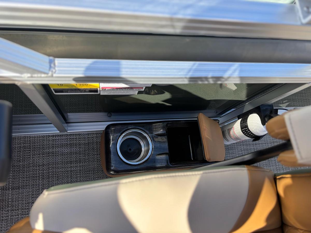 2026 Avalon 2185 VEN85 CR
