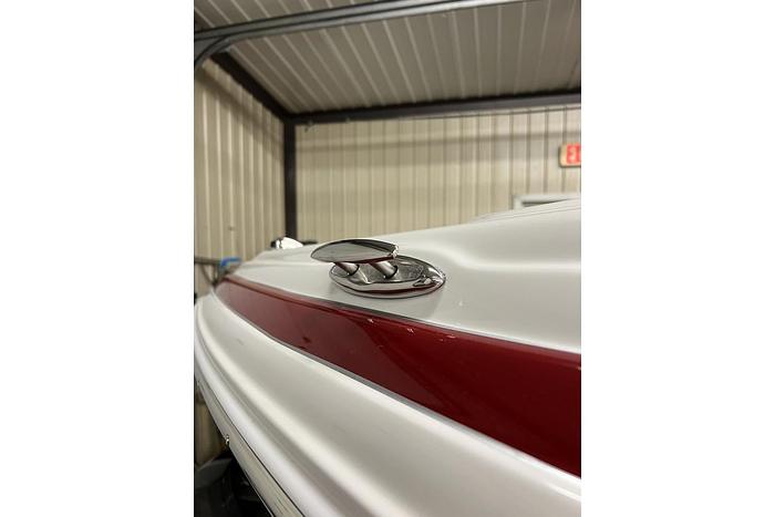 2024 CROWNLINE 240 SS CR-24-03