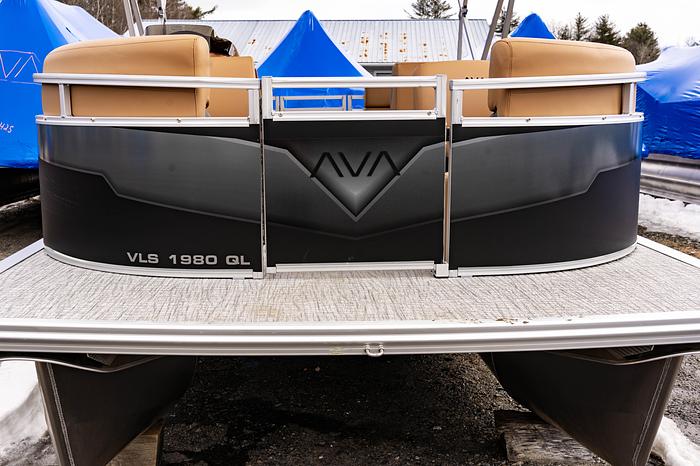 2025 Avalon VLS -19' Quad Lounge