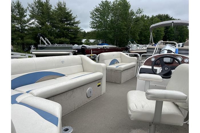 Used 2008 TAHOE PONTOONS CASCADE 1823