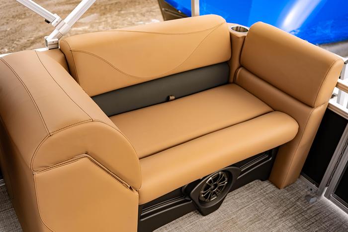2025 Avalon VLS -19' Quad Lounge