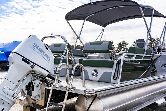 2025 Avalon 2385 Quad Lounger Shift