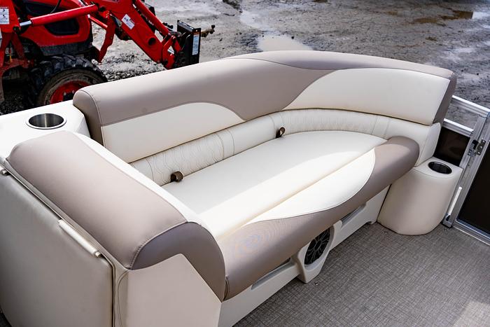 2025 Avalon 2385 Venture Quad Lounge AV-25-27