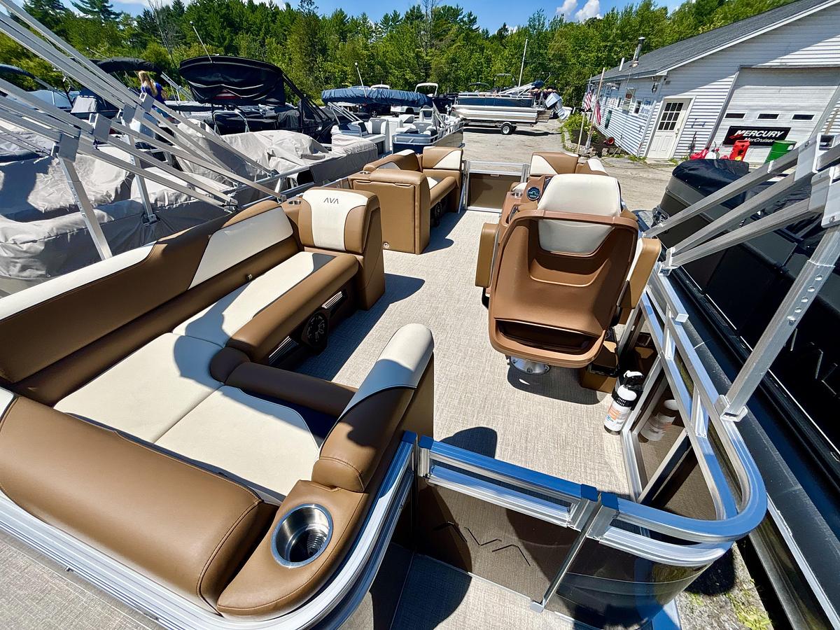 2026 Avalon 1980 VENTURE CR