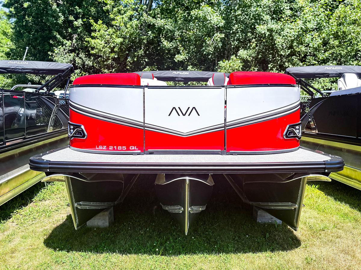 2026 Avalon 2185 LSZ QL TRITOON